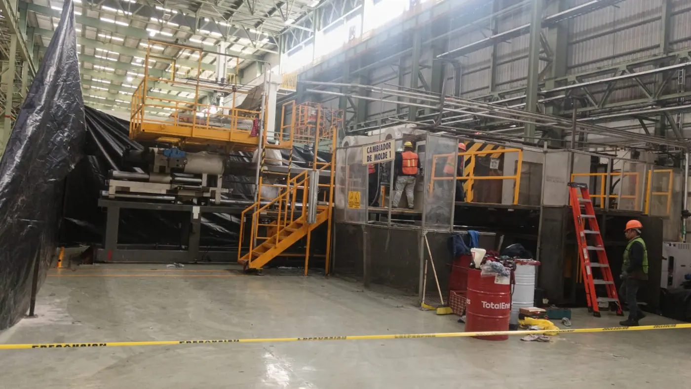 Equipo y maquinaria industrial
